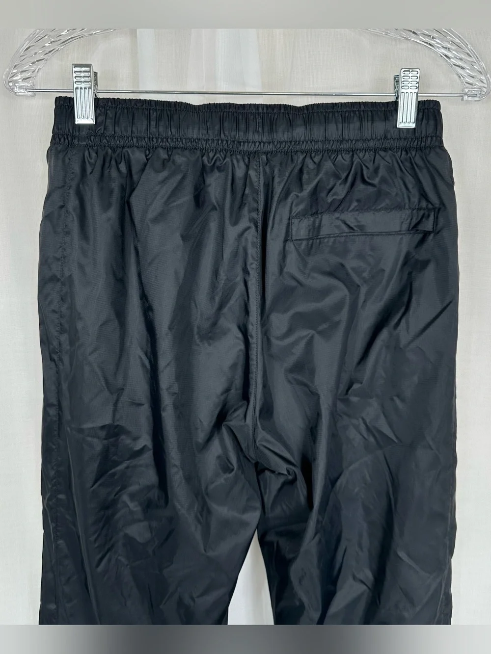 Nike Mens Sportswear Woven Track Pants Black Mesh Lined Activewear 928002-011 XS